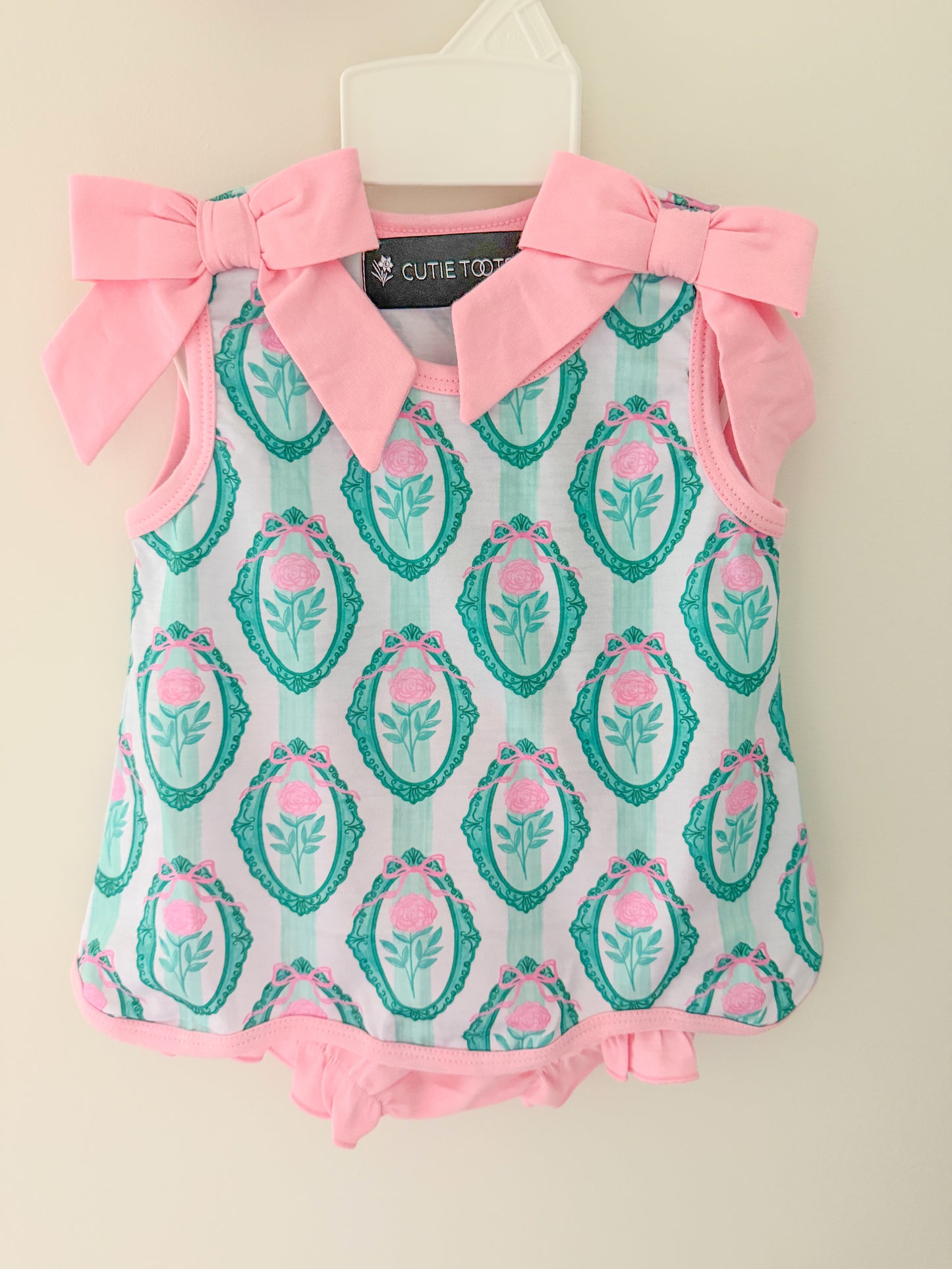 Pink and Green Rose diaper set