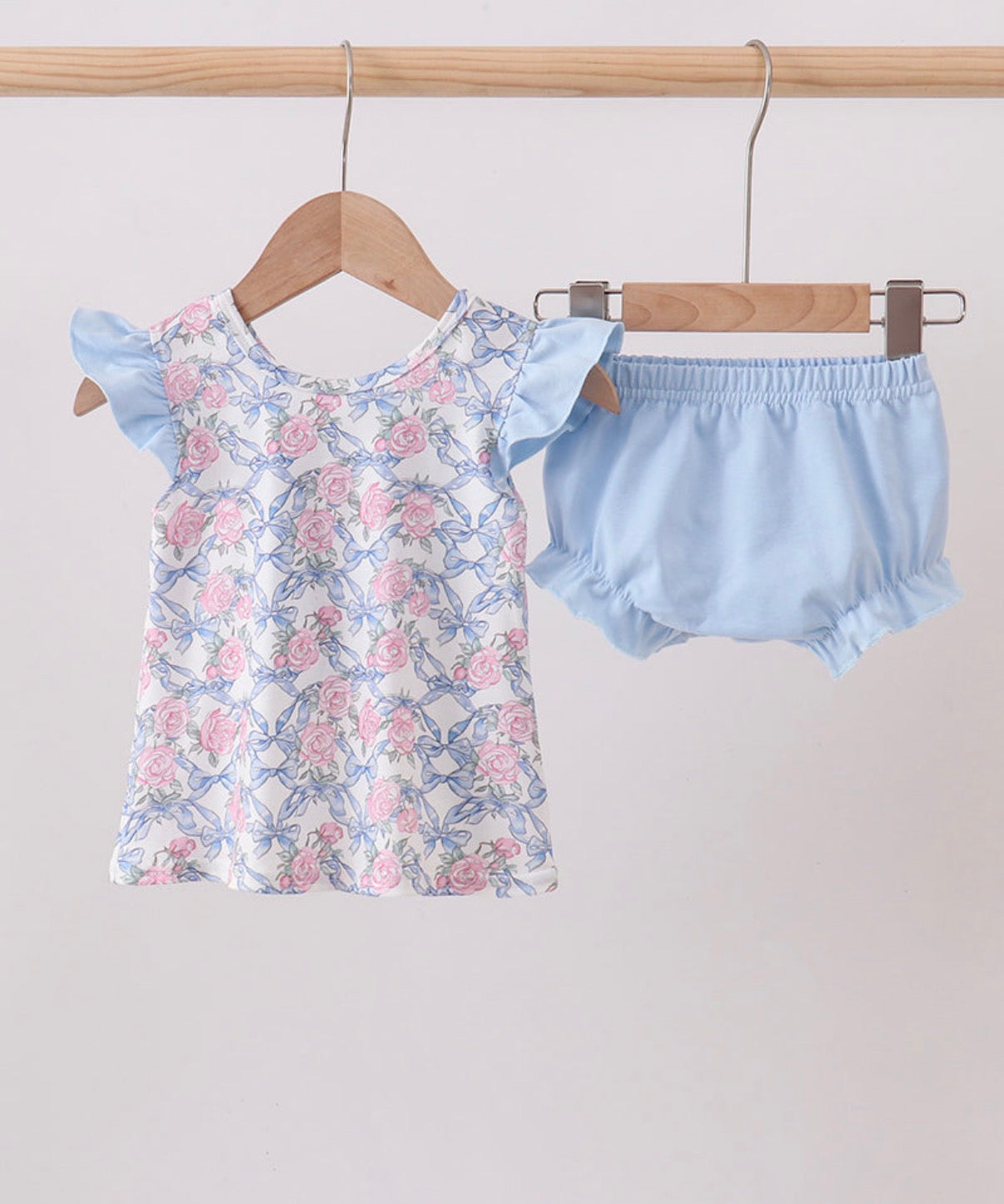 Floral Bow back Diaper set