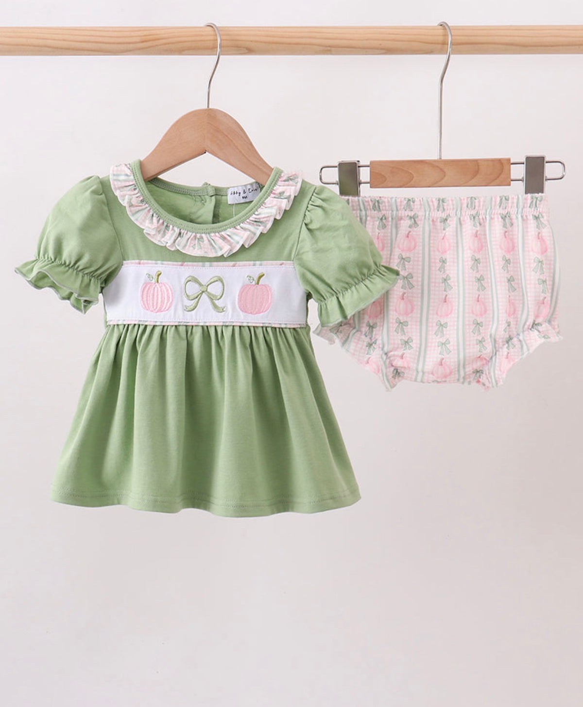 Sage Pumpkin Bow Diaper Set