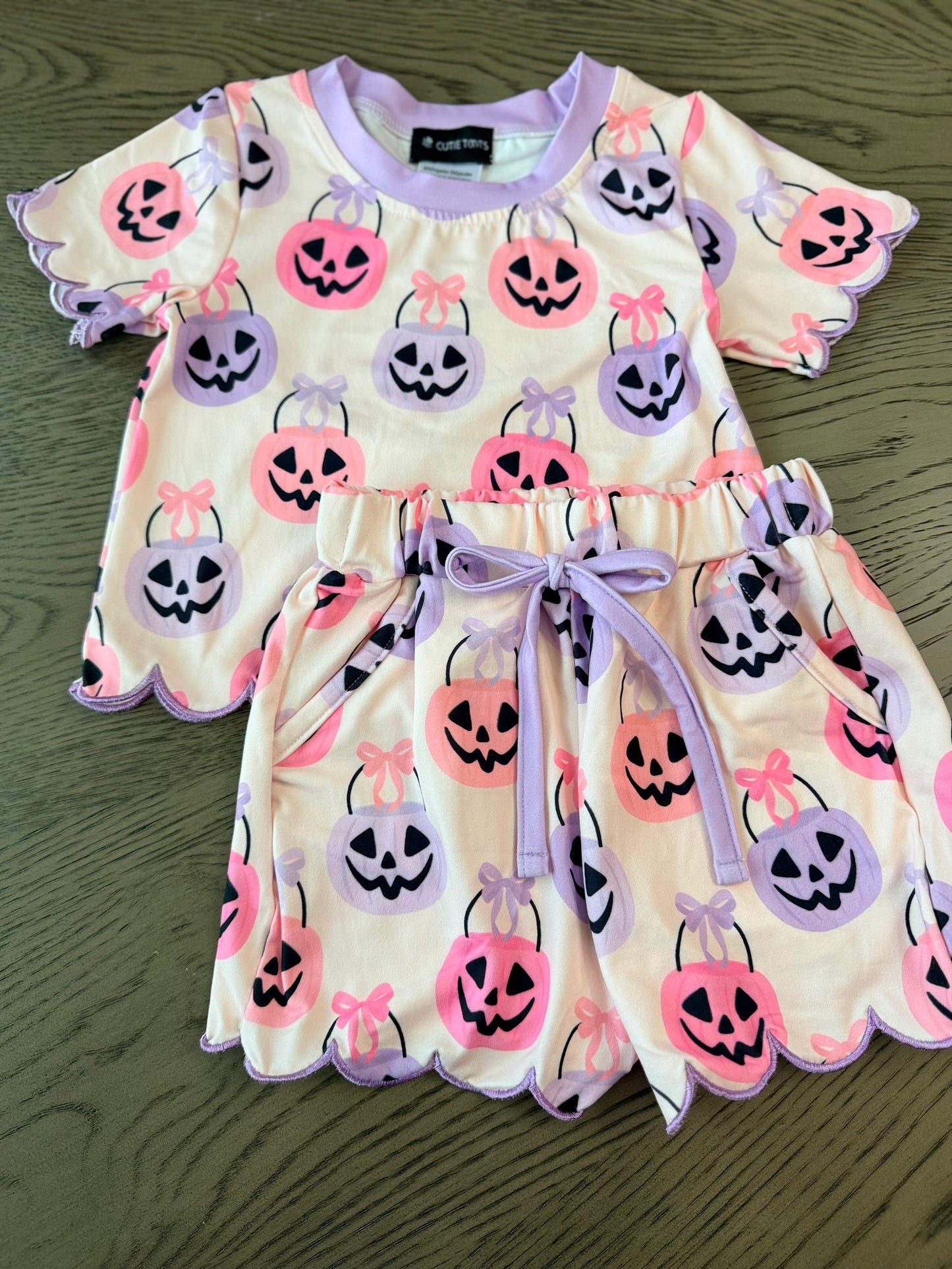 Pumpkin bucket scallop short set with pocket