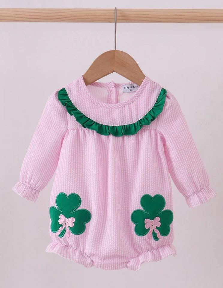 Pink Seersucker Clover Bubble